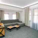 Glavatarski Hotel 3*