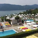 Glavatarski Hotel