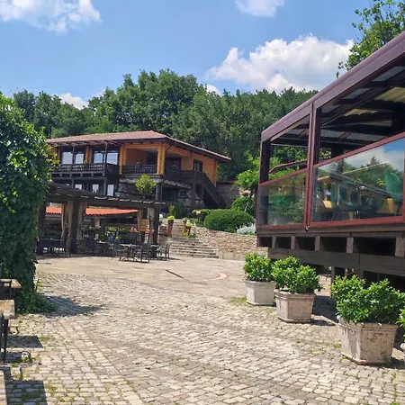 Hotel Glavatarski 3*