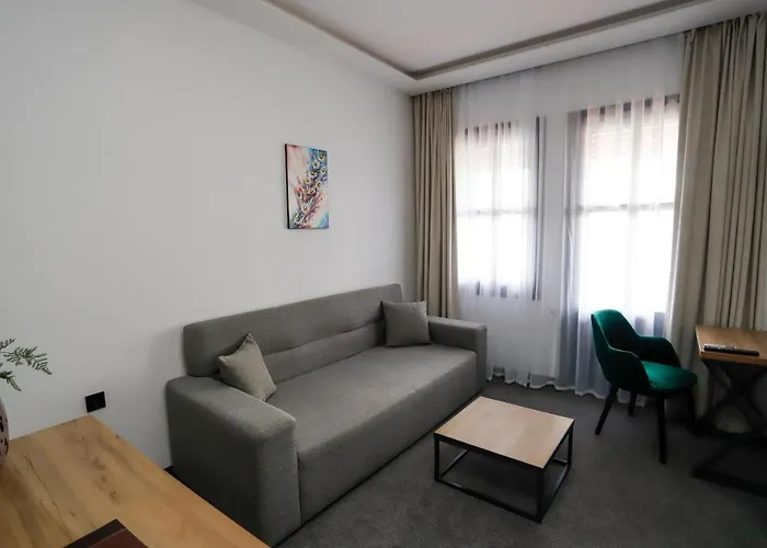 格拉瓦塔斯基汉旅馆 酒店