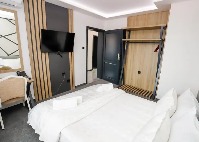 格拉瓦塔斯基汉旅馆 酒店 格拉瓦塔斯