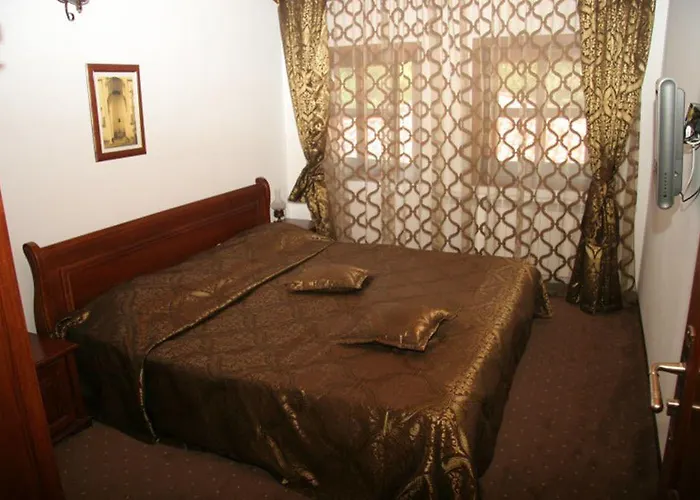 格拉瓦塔斯基汉旅馆 酒店 格拉瓦塔斯