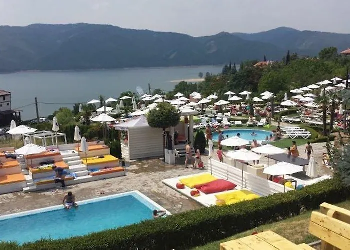 格拉瓦塔斯基汉旅馆 酒店